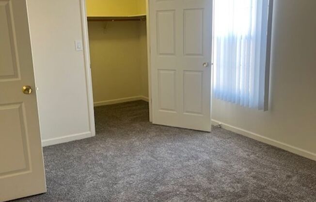 3 beds, 2 baths, 1,360 sqft, $1,489, Unit 115