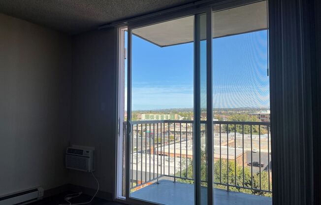 1 bed, 1 bath, 675 sqft, $1,095, Unit 176