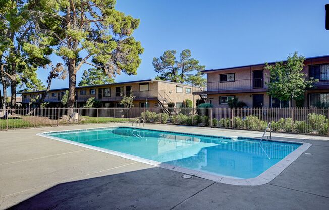 1 Bedroom Condo close to UNLV & The Strip