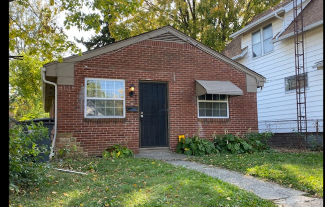Beautiful Brick Ranch Available in North Toledo