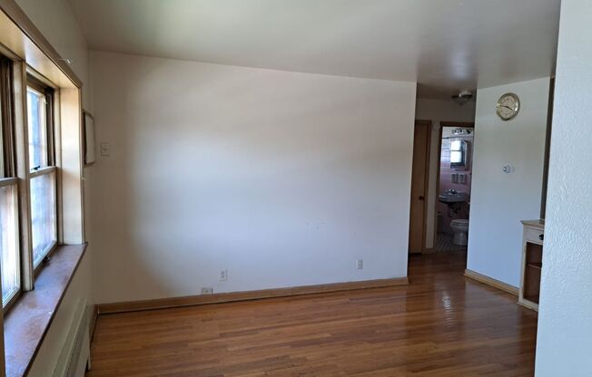 7007 W Becher Street