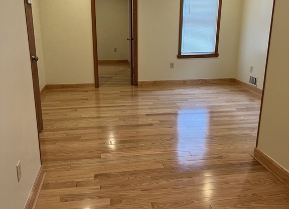 1 bed, 1 bath, $1,700, Unit 1