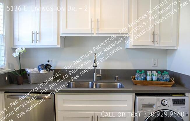 5136 E LIVINGSTON DR