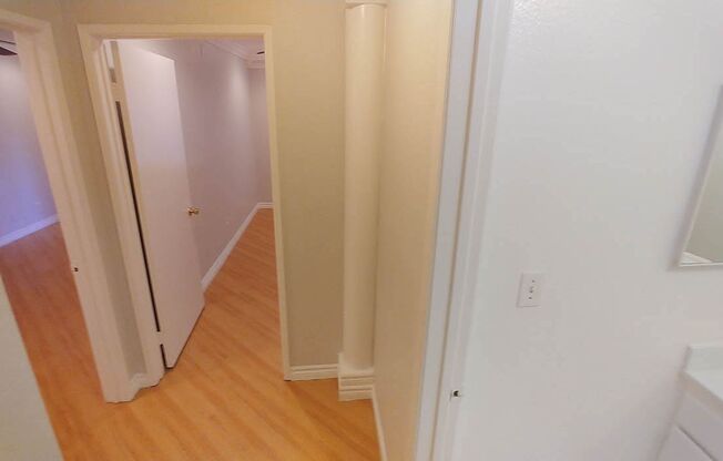 2 beds, 2 baths, 940 sqft, $2,950, Unit 515