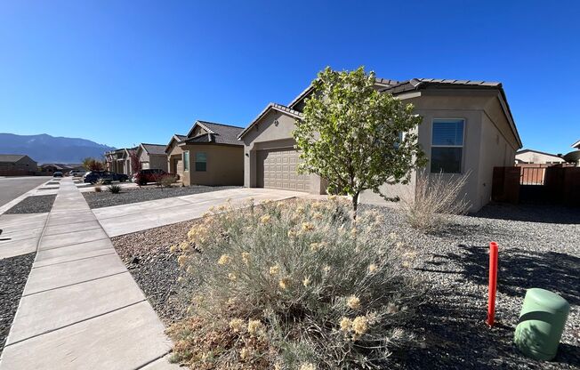 3 Bedroom Single Story Home Available Near Hwy 550 & Hwy 528 in Rio Rancho!
