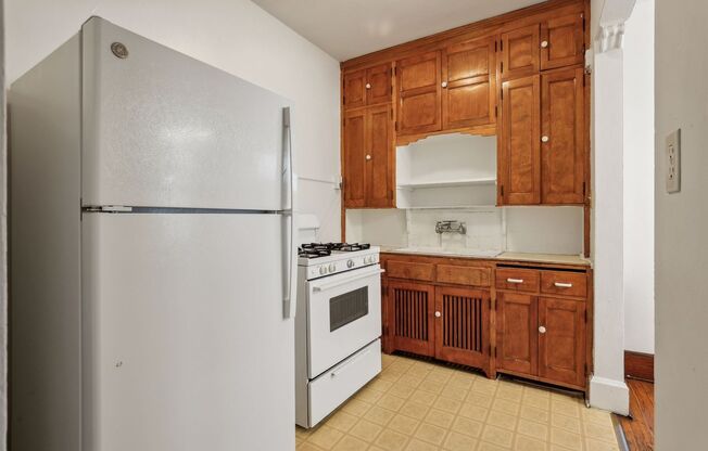 1 bed, 1 bath, $999, Unit Unit 5