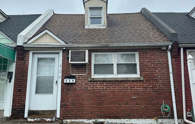 3 bed, 1.5 bath townhome in Upper Darby