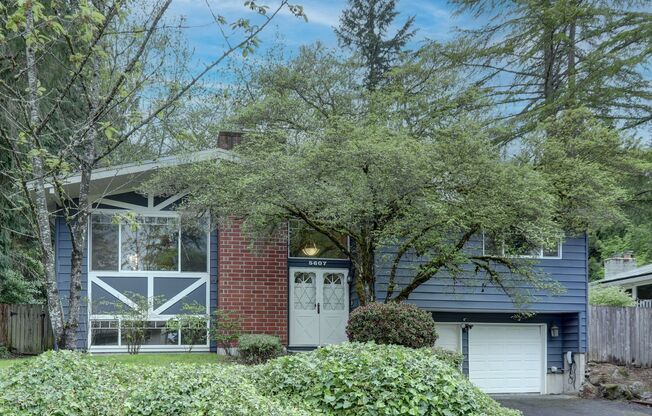 Beautiful 4bd, 2.5ba Home by Marymoor Park Available Now!