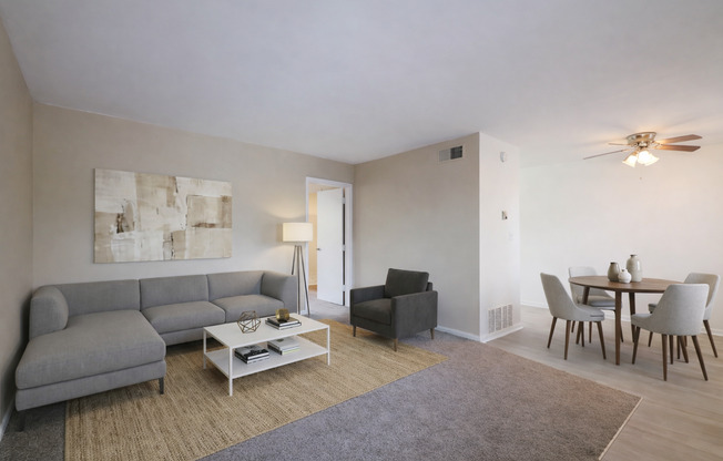 1 bed, 1 bath, 633 sqft, $1,025, Unit 2182-15