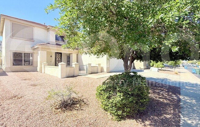 1313 E BETH DR