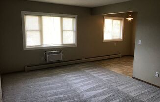 1 bed, 1 bath, 650 sqft, $1,075, Unit Unit 4