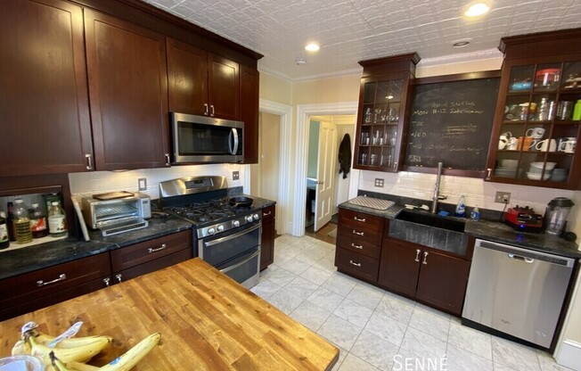 385 Highland Ave Apt 2