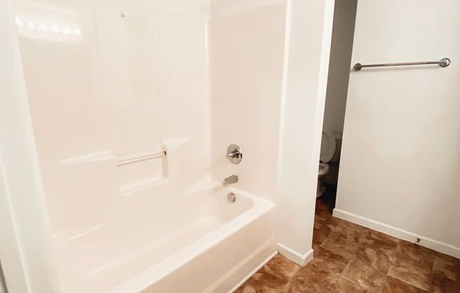 3 beds, 2 baths, 1,326 sqft, $1,495, Unit 103