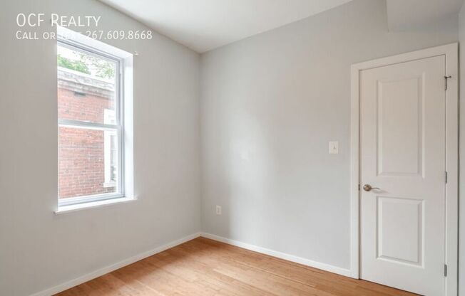 5035 WALTON AVE