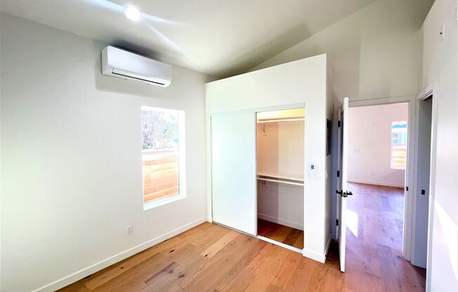 1 bed, 1 bath, 450 sqft, $2,195, Unit 24