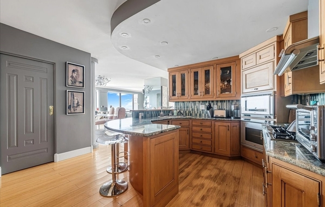 3 beds, 2.5 baths, 1,892 sqft, $8,550, Unit 26F