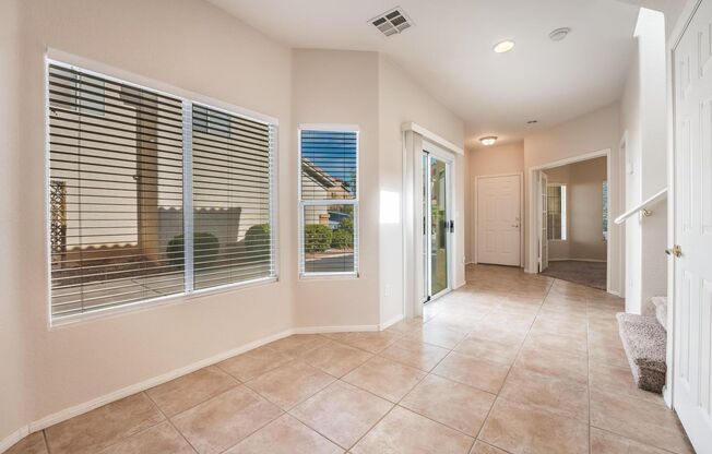 3 bedroom, 2.5 Bath in popular Southern Highlands