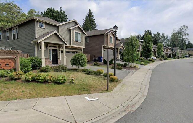 Beautiful 4-Bedroom Home with Office in Northshore School District – Kenmore, WA