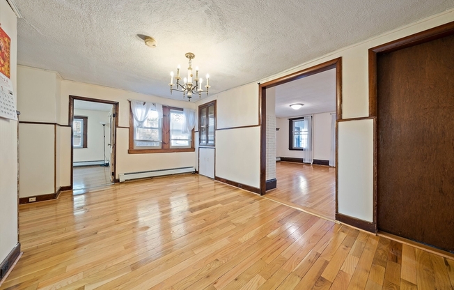 2 HAMMOND CT