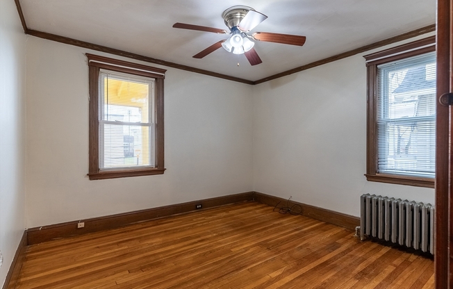 3 beds, 1 bath, 1,182 sqft, $2,800, Unit 1