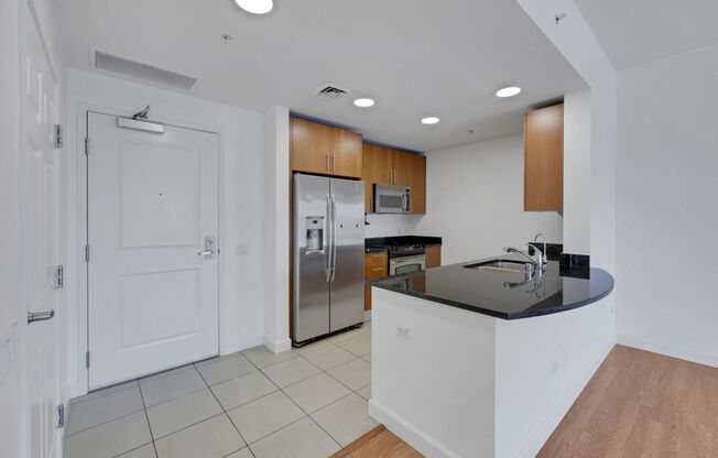 1 bed, 1 bath, $2,000, Unit # 3503