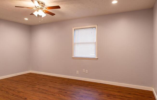 1 bed, 1 bath, 800 sqft, $850