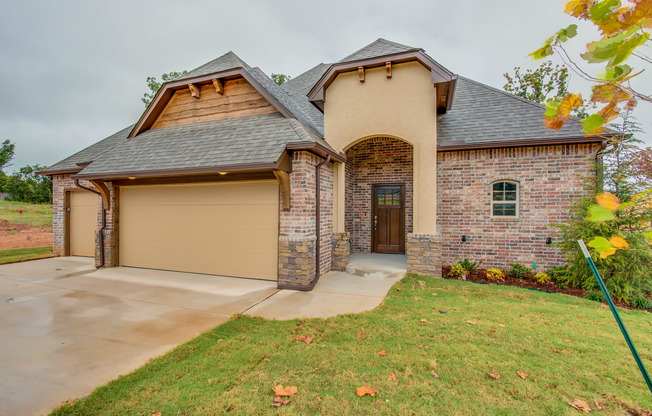 NEWER HOME FOR LEASE IN EDMOND!