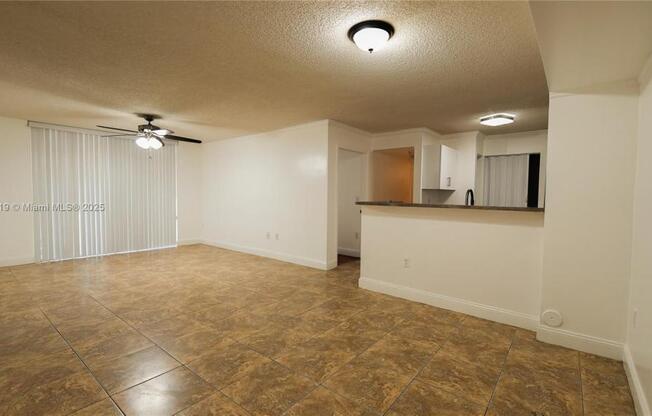 2123 RENAISSANCE BLVD