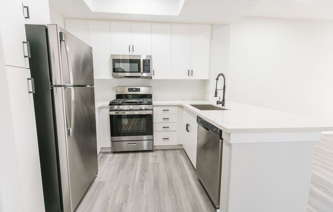 1 bed, 1 bath, 706 sqft, $2,898, Unit 314