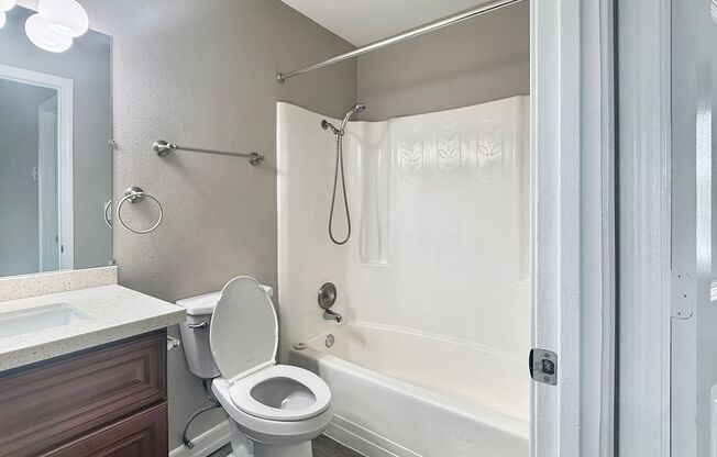 1 bed, 1 bath, 400 sqft, $1,875, Unit 56