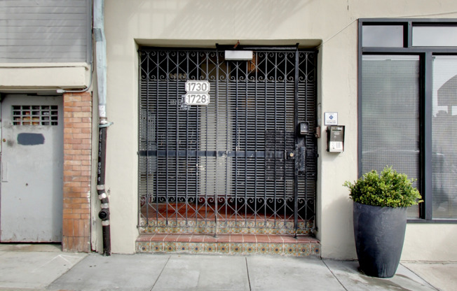 1730 Sacramento Street (910rc)