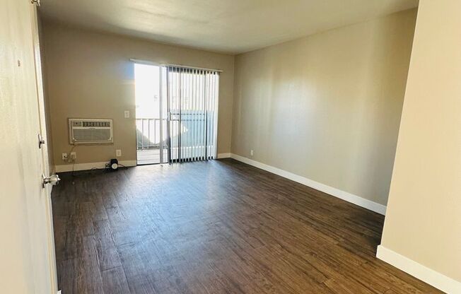 2 beds, 1 bath, 776 sqft, $2,625, Unit 218