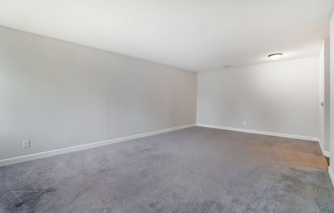 2 beds, 2.5 baths, 1,339 sqft, $1,175