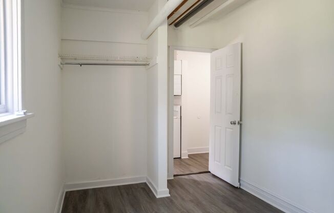1 bed, 1 bath, 400 sqft, $1,475, Unit 3334-BS