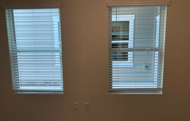 3 bedroom 2.5 bath Townhome with 1 car garage