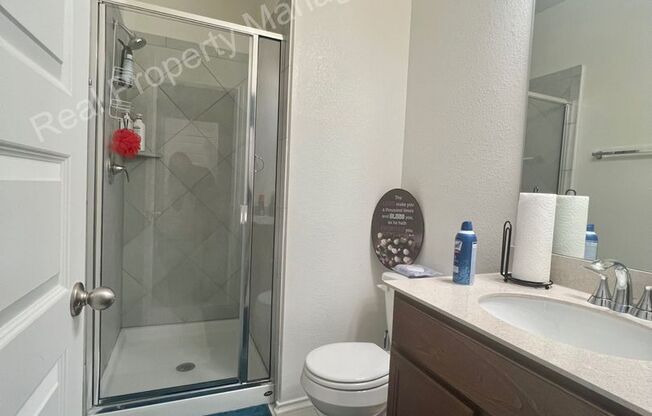 1 bed, 1 bath, $1,200, Unit Bedroom & Bathroom (Downstairs)