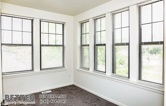1887 W Grand Blvd