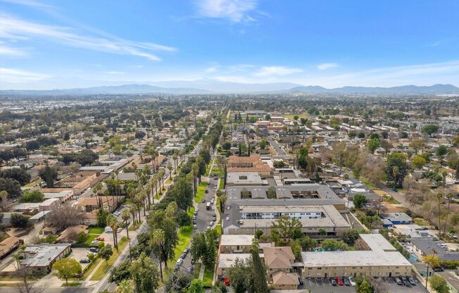 1 bed, 1 bath, 650 sqft, $1,950, Unit 220