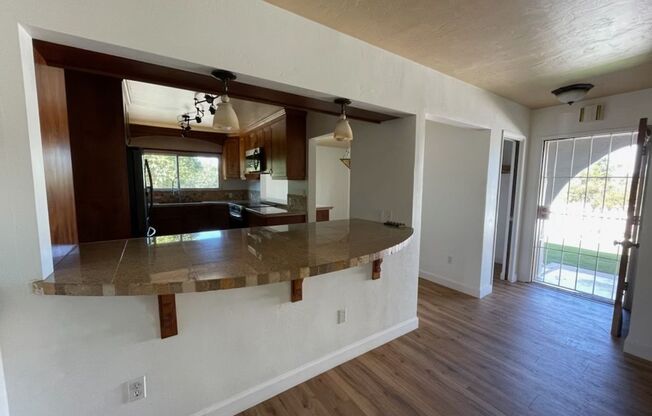 ***Gorgeous Private 3BD, 2BA House Available for rent in Ramona***