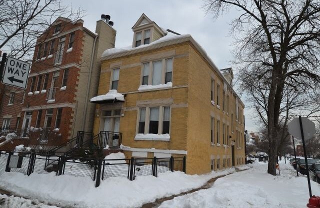 2833 DAMEN