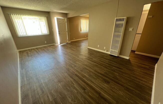 2738 - 2746 Walnut Grove Ave