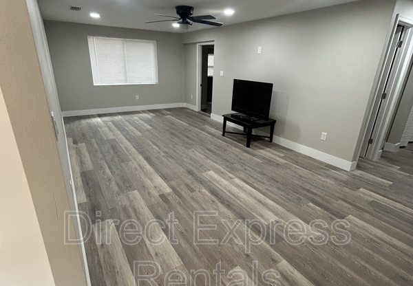 1517 SINCLAIR HLS RD