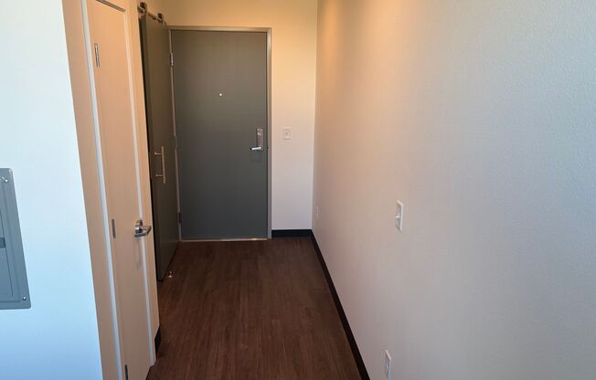 Studio, 1 bath, 265 sqft, $1,195, Unit Z-309