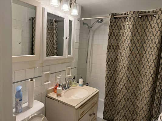 1 bed, 1 bath, 750 sqft, $2,400