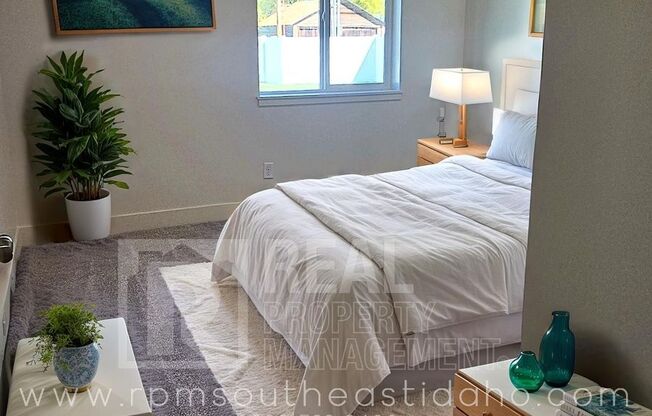 245 W 7th S - St. Anthony