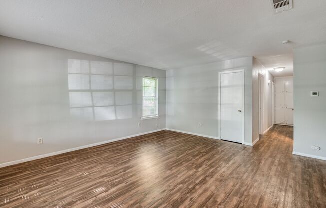 Classic 3 Bedroom Single-Story in Ft. Worth