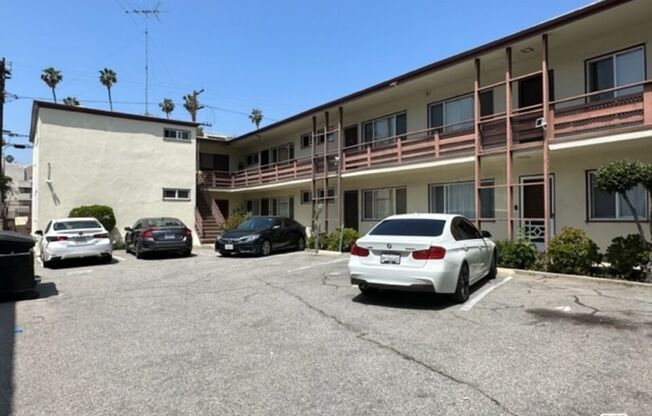 1 bed, 1 bath, 8,895 sqft, $2,100, Unit 12