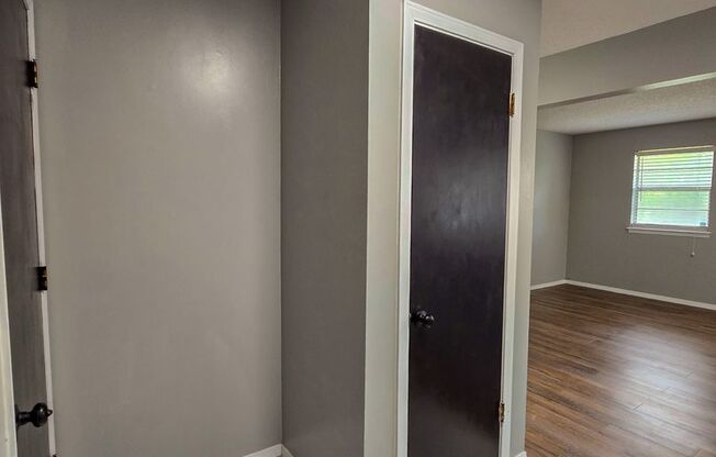 3 Bedroom 2 Bath home in Shawnee!