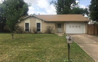 Nice single story home in Grand Prairie