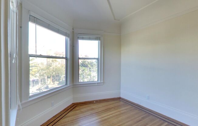 Studio, 1 bath, 422 sqft, $2,350, Unit 05